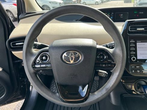 Used 2021 Toyota Prius LE FWD image 21