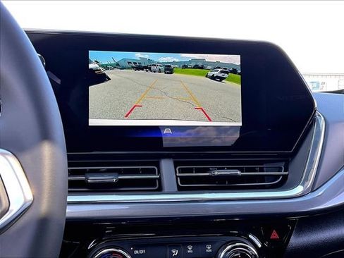 New 2026 Chevrolet Trax ACTIV FWD image 16