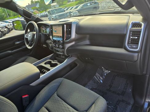 New 2026 RAM 1500 Express AWD/4WD image 26