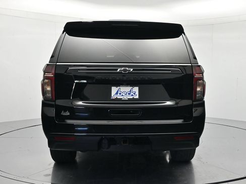 Used 2023 Chevrolet Suburban Z71 w/ Luxury Package AWD/4WD image 6