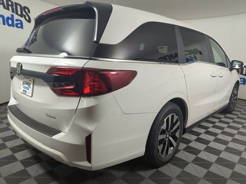 New 2026 Honda Odyssey EX-L image 5