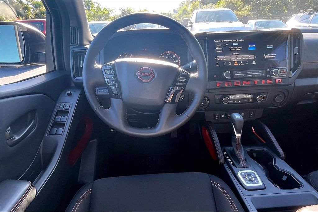 Used 2026 Nissan Frontier PRO-4X AWD/4WD image 9