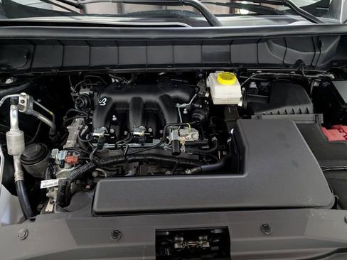 Used 2025 Nissan Pathfinder SL AWD/4WD image 29