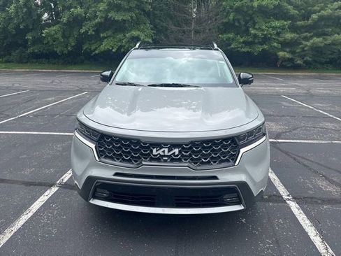Used 2022 Kia Sorento SX Prestige AWD/4WD image 2