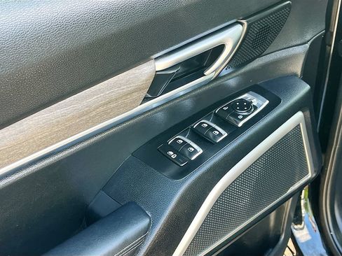 Used 2022 Kia Telluride EX w/ EX Premium Package FWD image 18