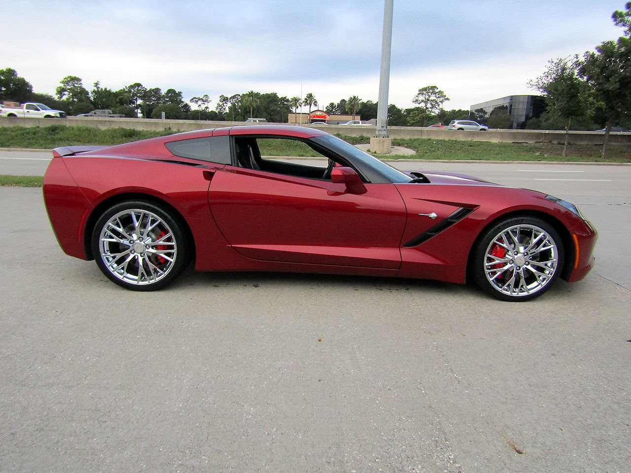 Used 2015 Chevrolet Corvette Stingray Coupe w/ 2LT Preferred Equipment Group RWD image 4