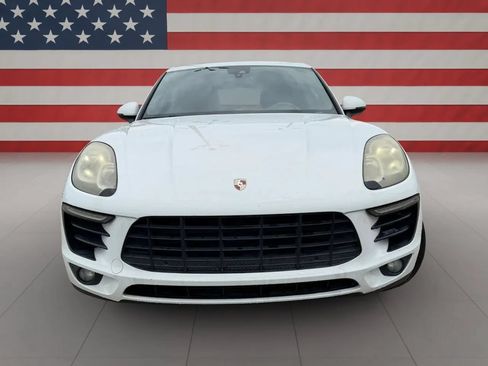 Used 2017 Porsche Macan AWD/4WD image 2