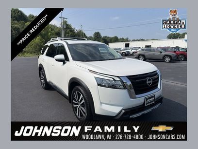 Used 2025 Nissan Pathfinder Platinum w/ Cargo Package