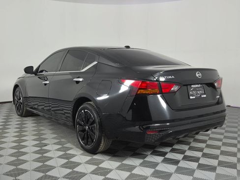 Used 2021 Nissan Altima 2.5 SV AWD/4WD image 5