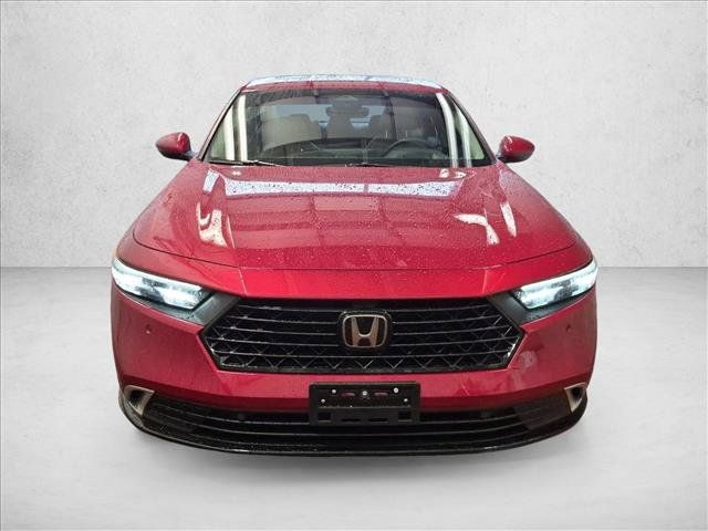 Used 2025 Honda Accord Touring image 2