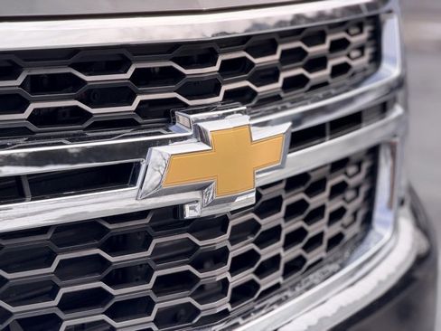 Used 2019 Chevrolet Tahoe LS image 29