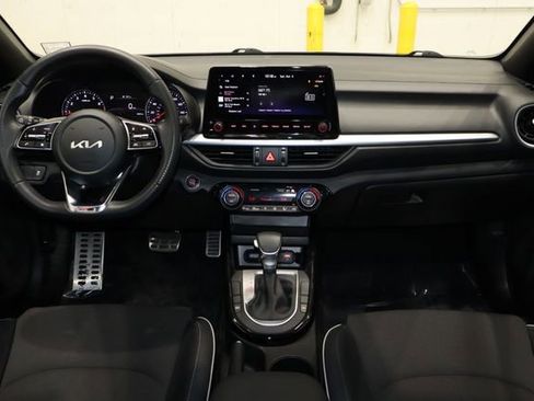 Used 2023 Kia Forte GT-Line image 28