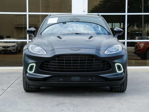 Used 2023 Aston Martin DBX AWD/4WD image 2