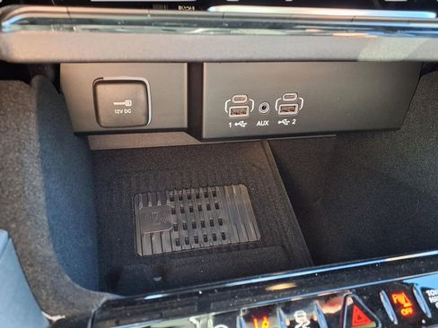 New 2026 Jeep Grand Wagoneer Limited w/ Premium Group II image 11