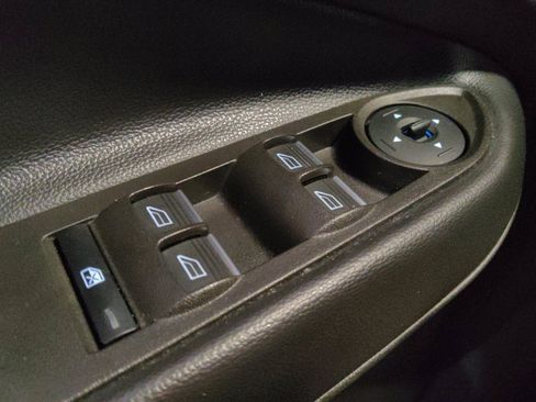 Used 2019 Ford Escape SE image 27