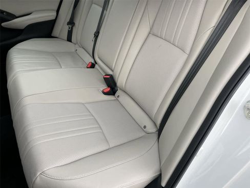 Used 2019 Honda Accord EX-L image 17