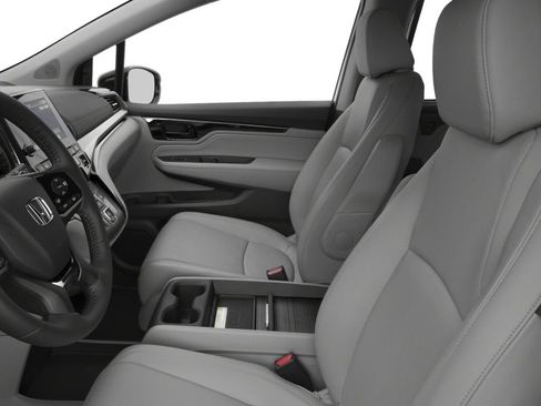 Used 2018 Honda Odyssey Elite image 8
