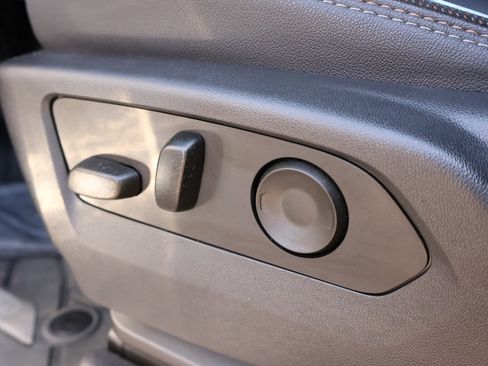 Used 2023 Chevrolet Silverado 1500 High Country w/ High Country Premium Package image 12