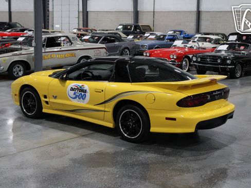 Used 2002 Pontiac Firebird Trans Am w/ SLP Firehawk Pkg RWD image 31