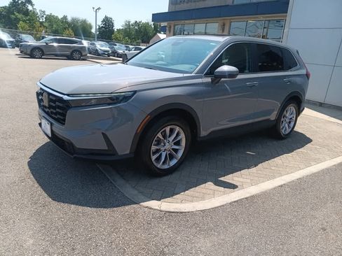 Used 2024 Honda CR-V EX image 2