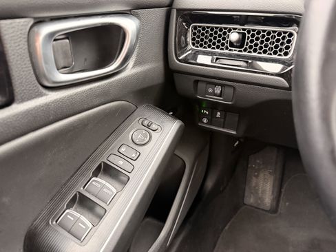 Used 2024 Honda Civic Touring image 21