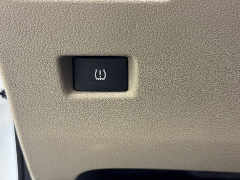 Used 2014 Honda Accord LX image 32