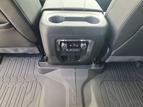 New 2026 GMC Yukon XL Denali w/ Sun & Power Step Package AWD/4WD image 13