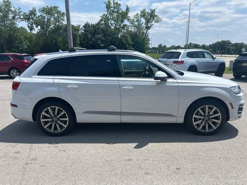 Used 2018 Audi Q7 3.0T Prestige AWD/4WD image 4