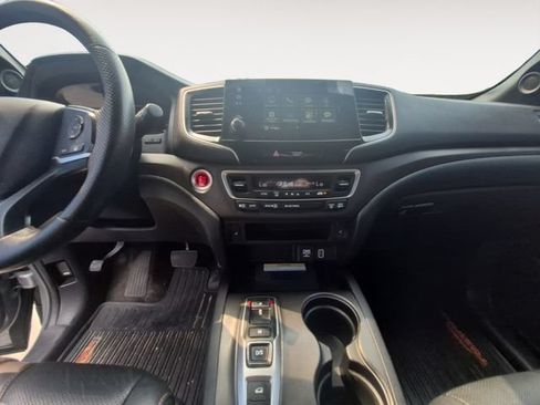 Used 2022 Honda Passport TrailSport image 11