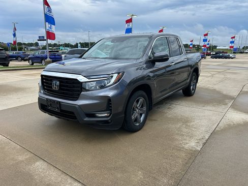 Used 2023 Honda Ridgeline RTL-E image 1