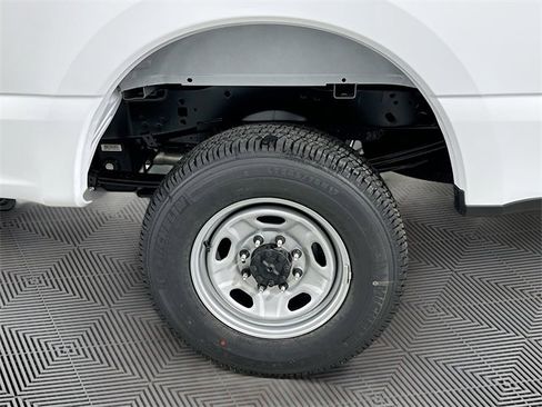 New 2026 Ford F250 XL w/ XL Chrome Package image 16