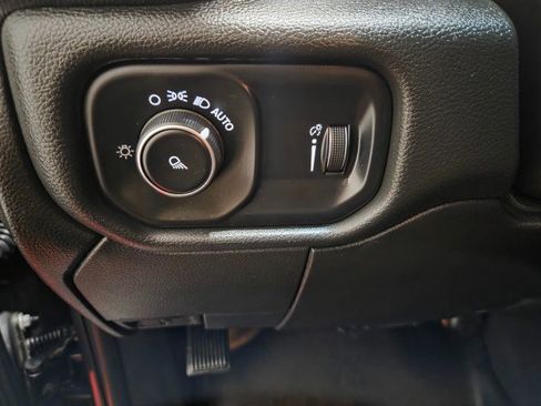 Used 2021 RAM 3500 Tradesman image 41