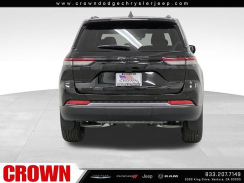 New 2026 Jeep Grand Cherokee Altitude RWD image 6