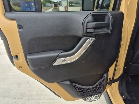 Used 2013 Jeep Wrangler Unlimited Sport AWD/4WD image 17