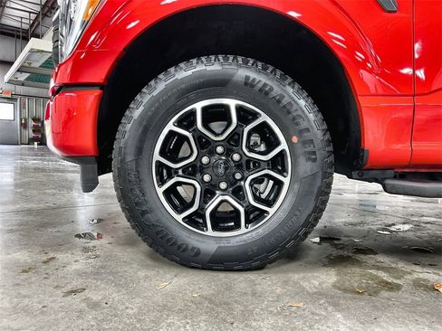 Used 2023 Ford F150 XLT w/ Equipment Group 302A High image 10