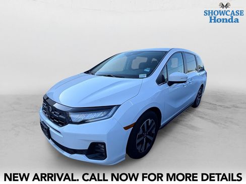 Used 2025 Honda Odyssey EX-L image 2