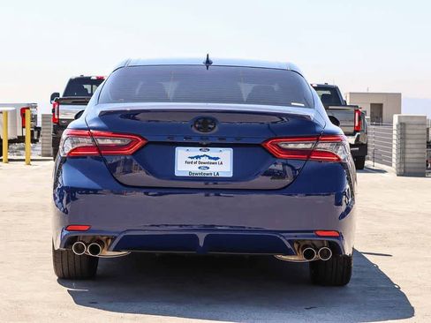 Used 2023 Toyota Camry XSE FWD image 5