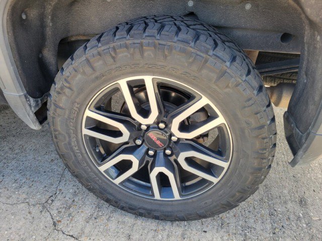 Used 2024 GMC Sierra 1500 SLT RWD image 5