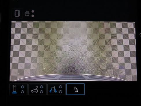 Used 2025 GMC Yukon AT4 Ultimate image 16