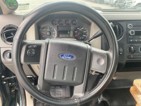 Used 2009 Ford F250 XL image 14