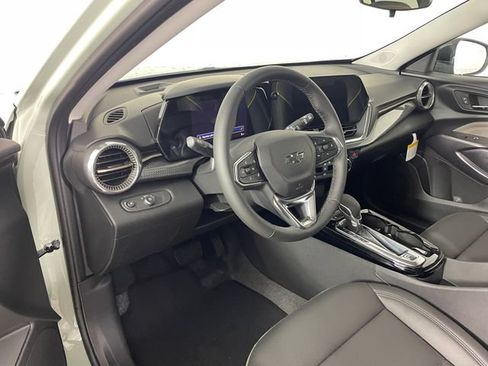 New 2026 Chevrolet Trax ACTIV w/ Driver Confidence Package FWD image 2