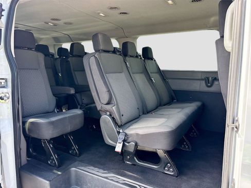 Used 2024 Ford Transit 350 XLT RWD image 31
