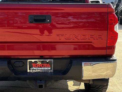 Used 2017 Toyota Tundra SR5 image 6