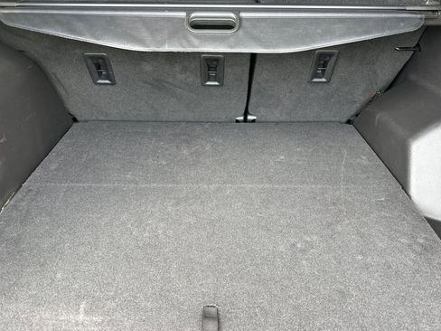Used 2022 Chevrolet Equinox LT FWD image 15