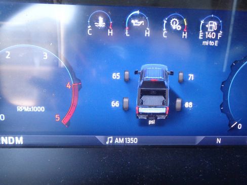 Used 2024 Ford F250 Lariat w/ Chrome Package image 28