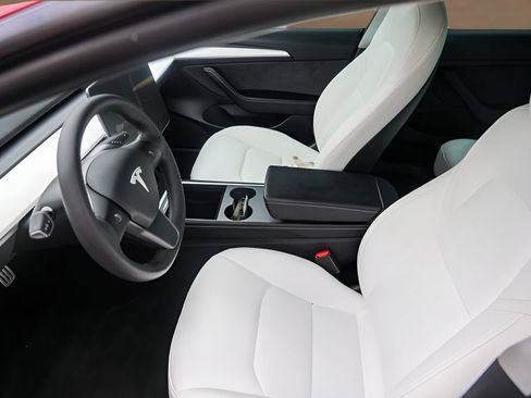 Used 2021 Tesla Model 3 Performance AWD/4WD image 9