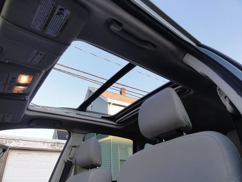 Used 2014 Subaru Forester 2.5i Premium w/ All-Weather Package AWD/4WD image 37