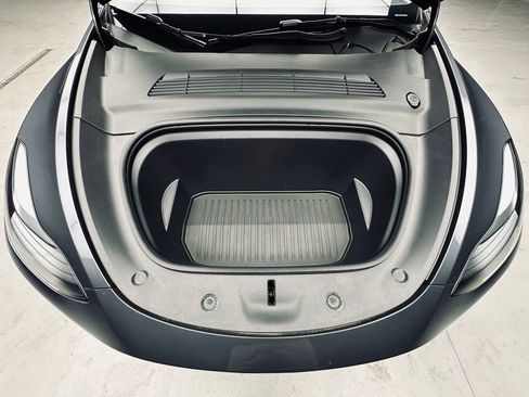 Used 2023 Tesla Model Y Performance AWD/4WD image 43