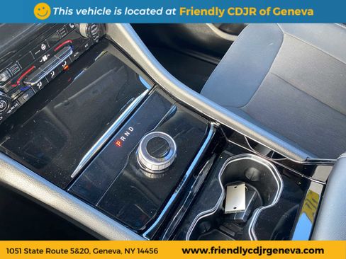 Used 2023 Jeep Grand Cherokee Laredo w/ Luxury Tech Group I image 20