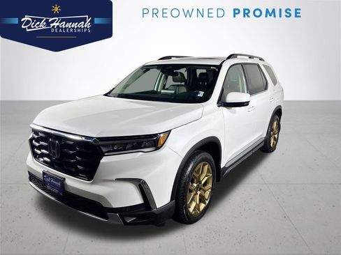 Used 2024 Honda Pilot Elite image 1